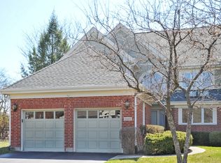 4445 4 Winds Ln, Northbrook, IL 60062