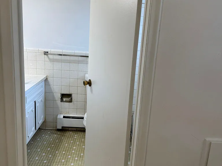 17175 Redford St #202-1 — Photo 6