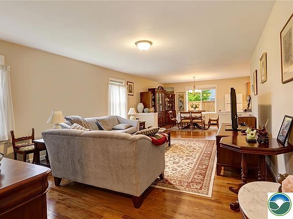 3rd image of 850 Fieldstone Trl #70