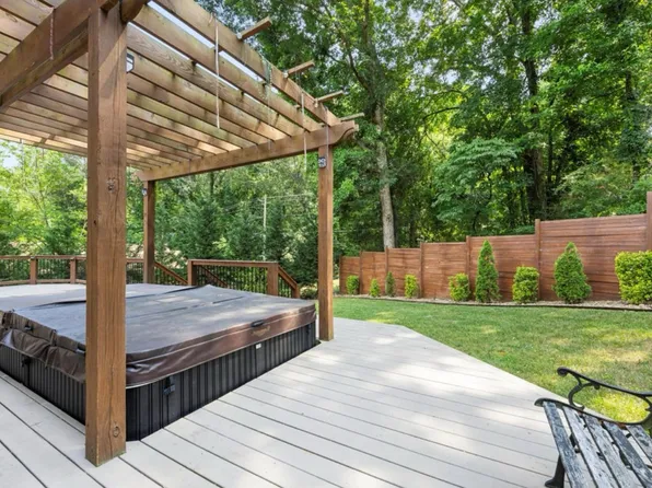4940 Bal Harbor Dr, Chattanooga, TN 37416