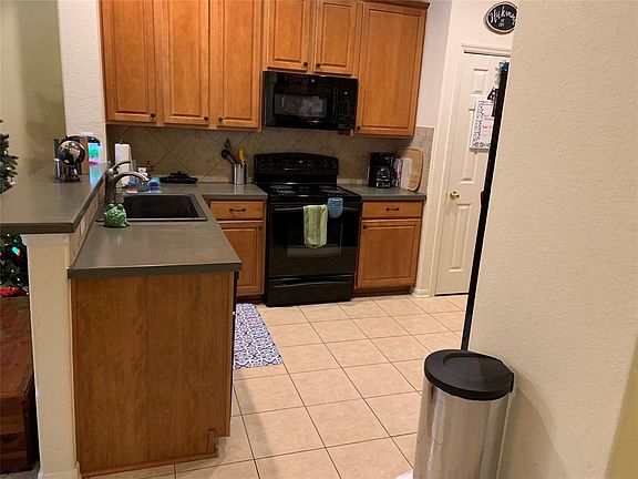 3rd image of 8806 Silent Willow Ln