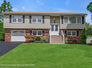 14 Jason Dr, Spring Lake, NJ 07762