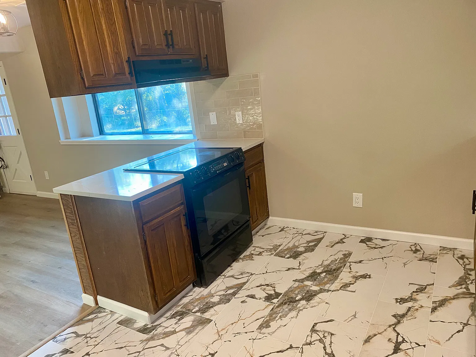 3 bed, 1421 sqft, $1,750 — Photo 4