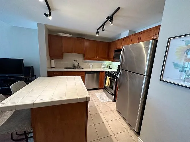 1240 India St #1304 — Photo 10