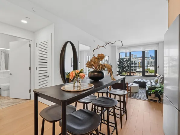 499 President Street image 1 of 33