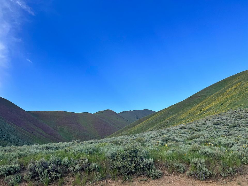 1st image of Approximately Glenbrook Dr