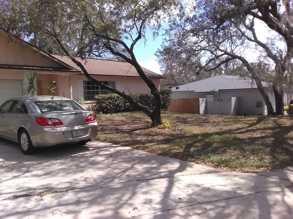 1st image of 2717 Burton Ln