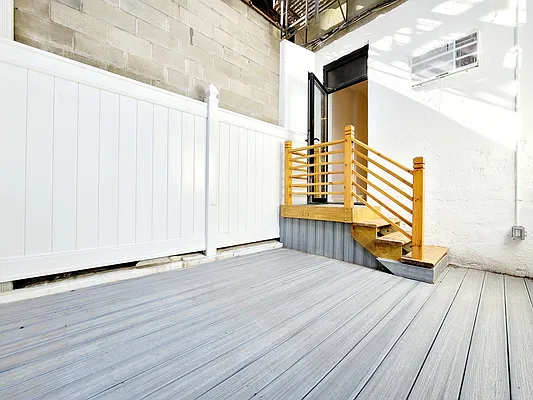 Rented by Kleier Residential | media 17