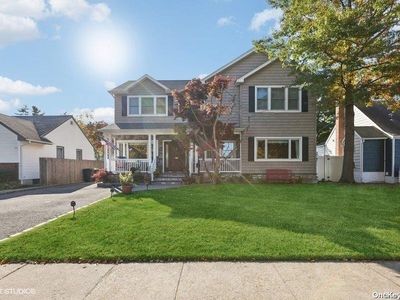 1008 Barrie Avenue, Wantagh, NY, 11793