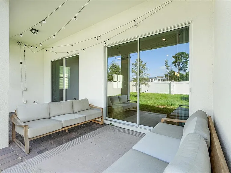 10393 Park Estates Ave — Photo 40