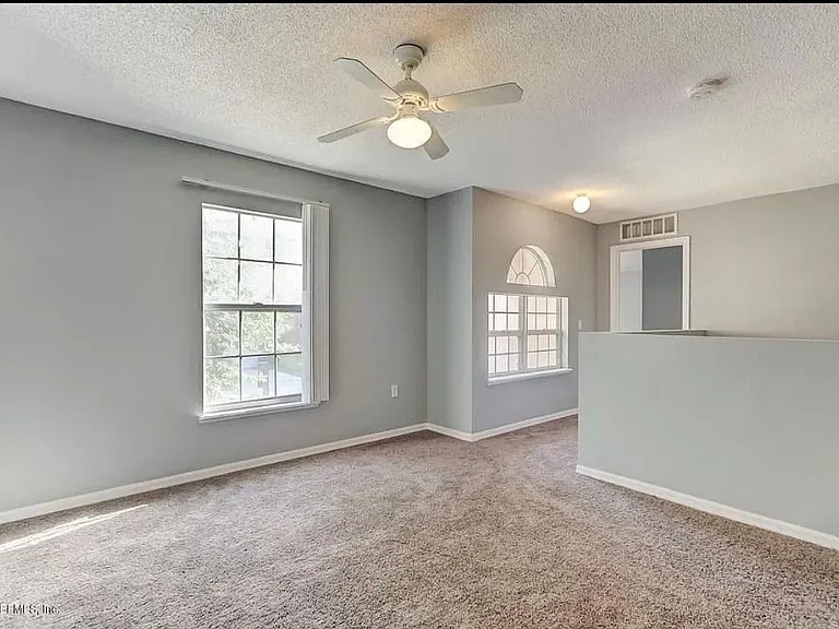 4043 Broad Creek Ln — Photo 15