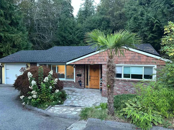 57 Glenmore Dr, West Vancouver, BC V7S 1A5