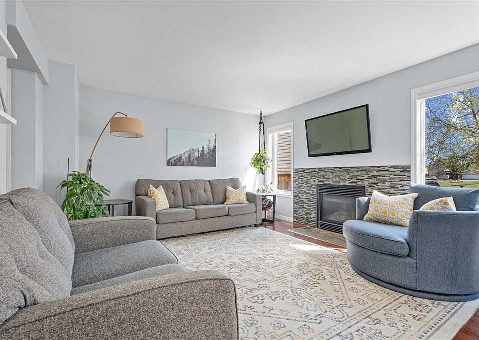1st image of 31 N Mount Aberdeen Grv SE