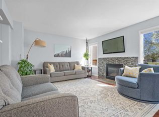 31 N Mount Aberdeen Grv SE, Calgary, AB T2Z3N6