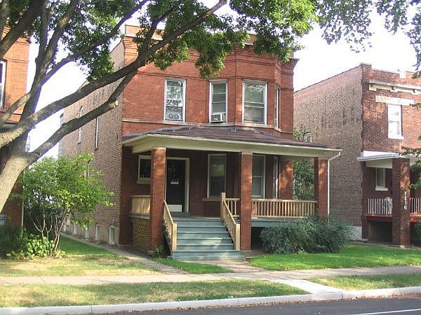 1st image of 1112 S Oak Park Ave