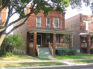 1112 S Oak Park Ave, Oak Park, IL 60304