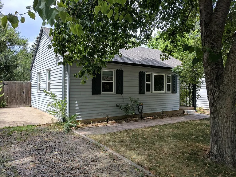 2633 S Race St — Photo 2