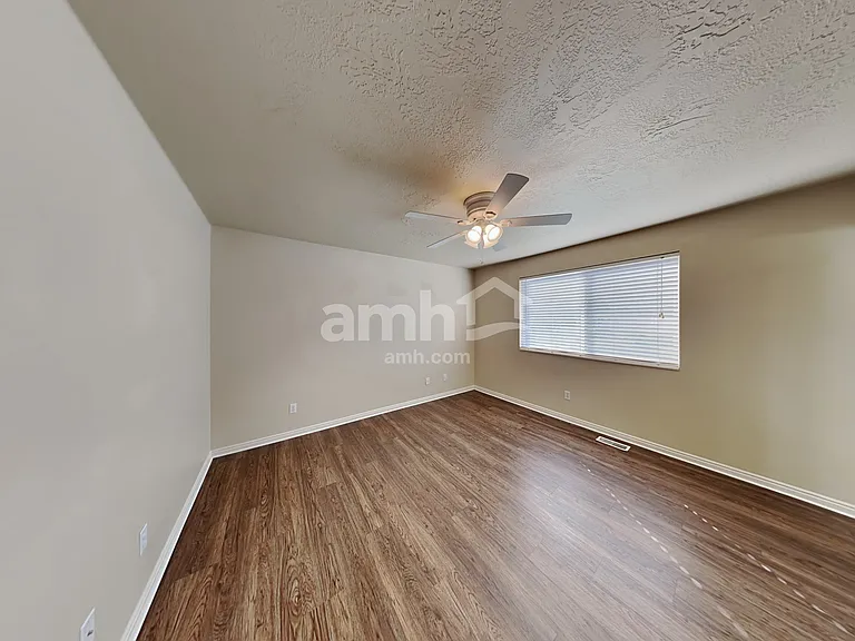 2475 W 1325 N — Photo 6