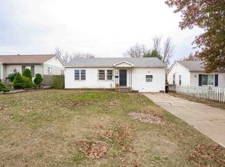 1427 E Broadway St, Cushing, OK 74023