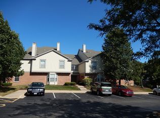 123 Willow Brook Ct APT 9, Schaumburg, IL 60195