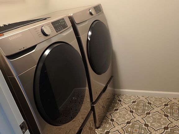 Samsung. 
Tiled. Yes!