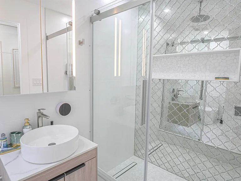 268 Old River Rd #2A — Photo 15