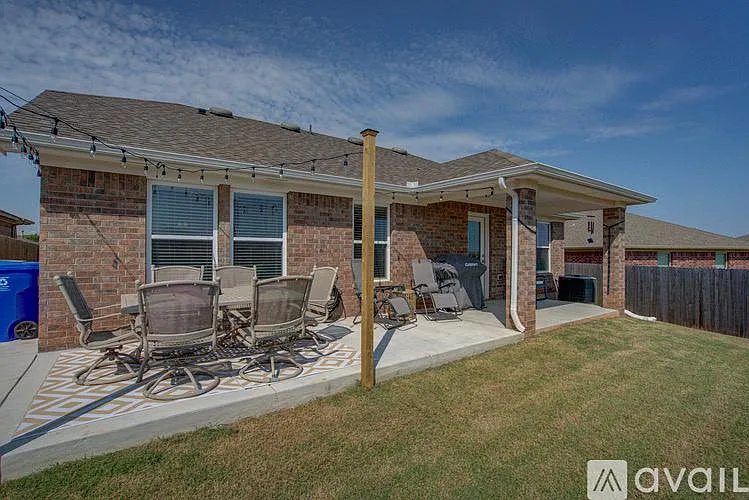 3145 Midland Valley St — Photo 29