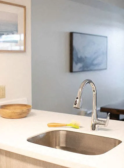 Kanekapolei Collection Kitchen Sink