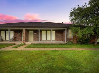 49542 Bishop Ct #30, Utica, MI 48315