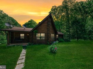 12083 Summers Ln, Hume, VA 22639