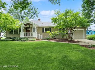 318 Pershing Ave, Wheaton, IL 60189