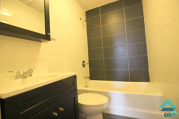 Rented by EXR | media 41