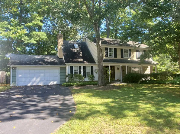 10801 Kirkwall Ter, Potomac, MD 20854