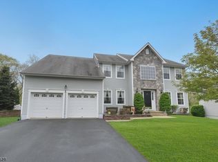 854 Ravine Rd, Lake Hopatcong, NJ 07849