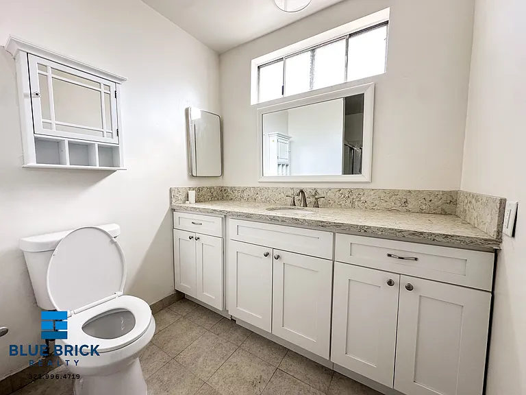 1517 S Sherbourne Dr #3 — Photo 9