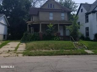 329 E Prospect, Freeport, IL 61032