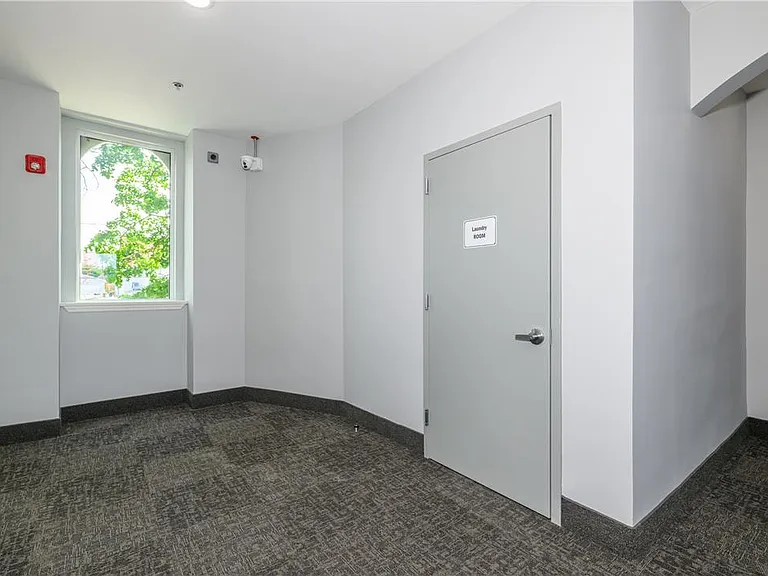 1012 2nd St #STUDIO — Photo 10