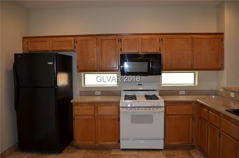 1st image of 1829 Versante Ave