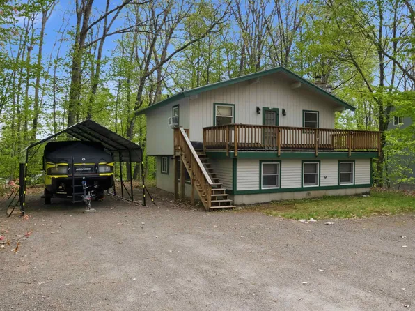 139 Wintersport Street, Moultonborough, NH 03254