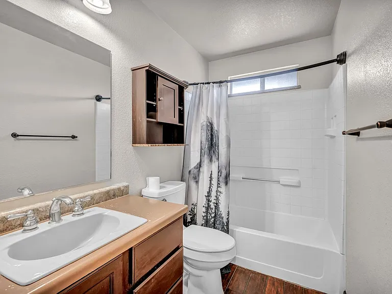 17575 Parrot Dr — Photo 25