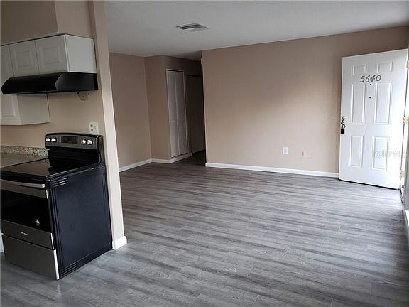 3rd image of 5640 Silver Spur Dr #5640