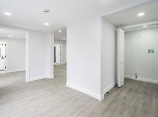 15 Warren St, Keyport, NJ 07735