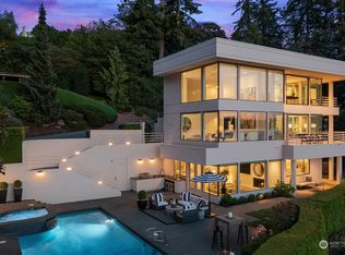 7329 NE 18th St, Medina, WA 98039