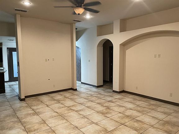 4th image of 3123 Conde Dr