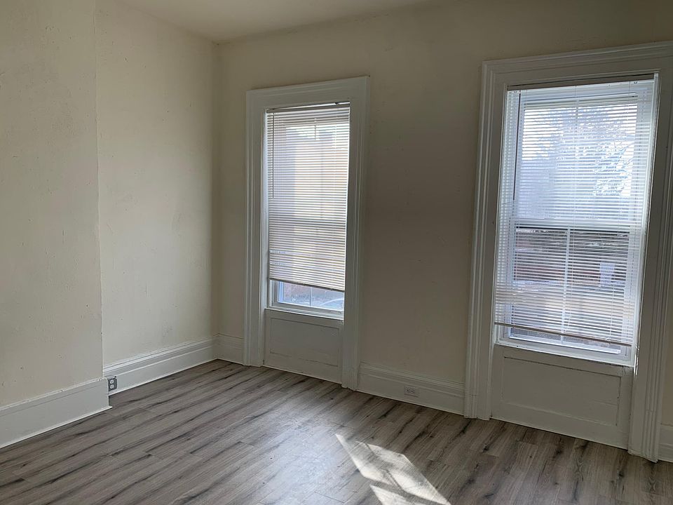 21 Myrtle Ave #1, Albany, NY 12202 | Zillow