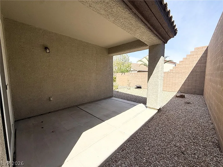 2660 Dirleton Pl — Photo 32