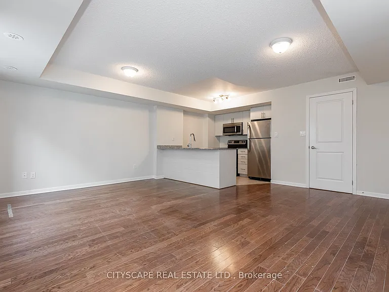 9 Foundry Ave #115 — Photo 2