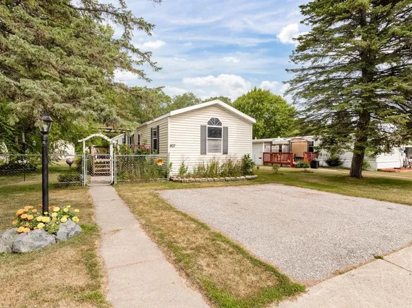 807 W Stowe St, Duluth, MN 55808