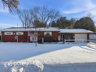 1035 7th Ave, Platteville, WI, 53818