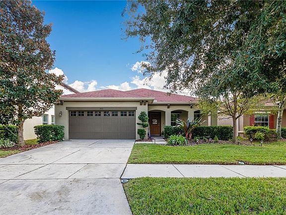 2nd image of 2810 Winglewood Cir